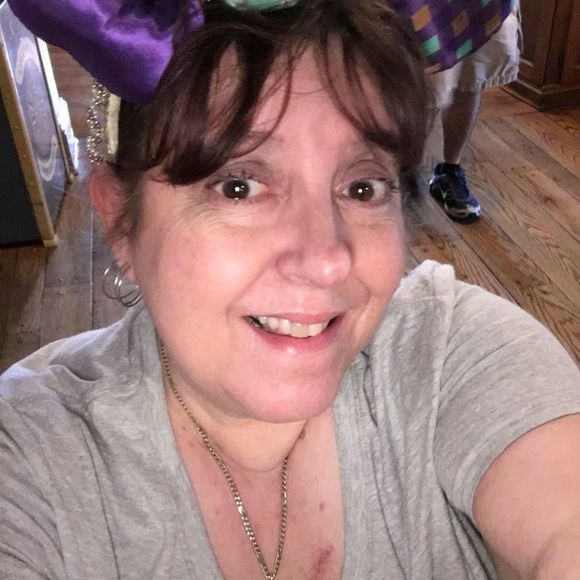 Meet your Posher, Angela - Picture 1 of 1